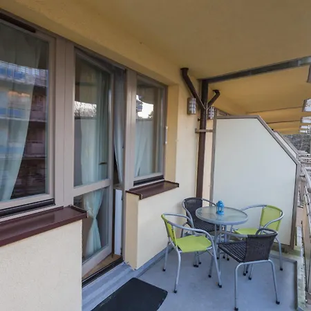 Na Zdrojowej - Visitopl Apartman *